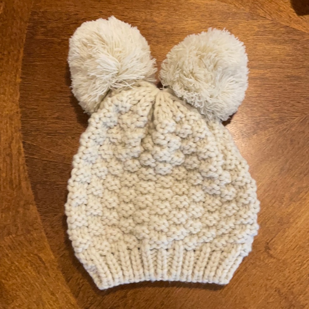Double Pom beanie